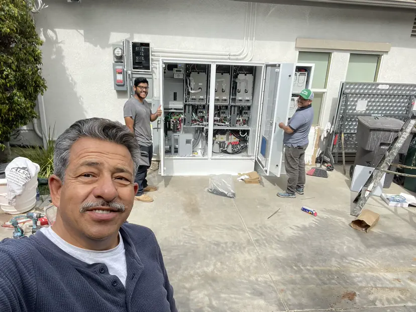 Solar CCS crew on a residential install in Southern California
